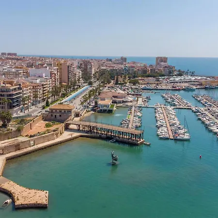 Apartamento Lovely In Torrevieja